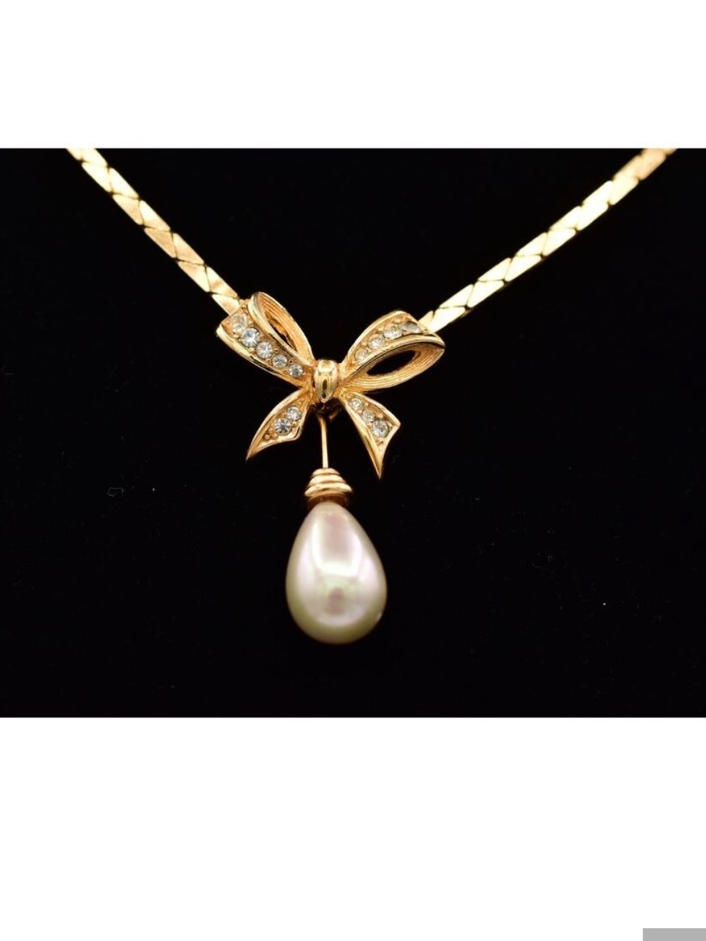 Vintage Gold Bow Pearl Drop Necklace - Elegant Women’s Pendant-style marked 1980